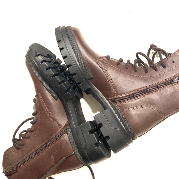 STEVE MADDEN Leather Boot - Picture 6 of 9